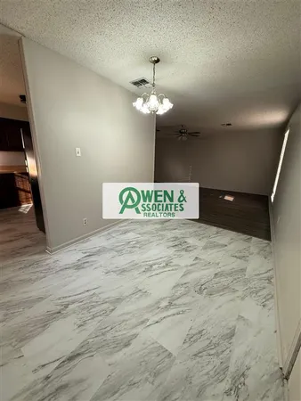 $1,200 | 2314 Elm Street, Lake Charles, LA 70601