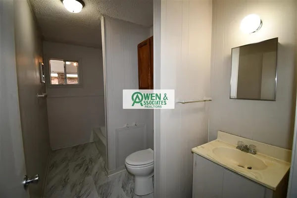 $1,200 | 2314 Elm Street, Lake Charles, LA 70601