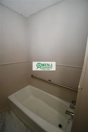 $1,200 | 2314 Elm Street, Lake Charles, LA 70601