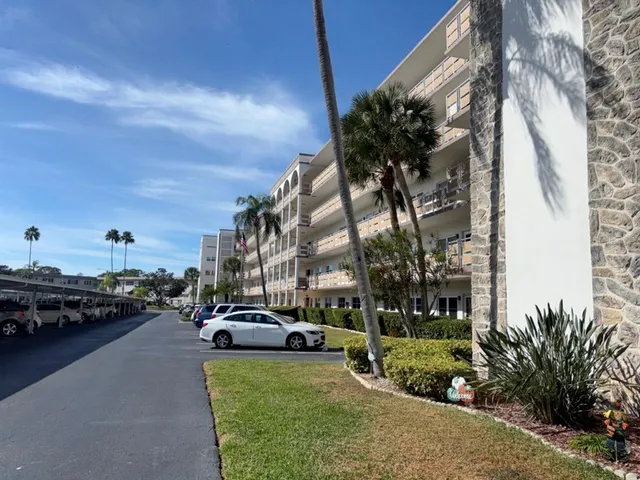 $80,000 | 5603 80th Street North, Unit 207, St. Petersburg, FL 33709