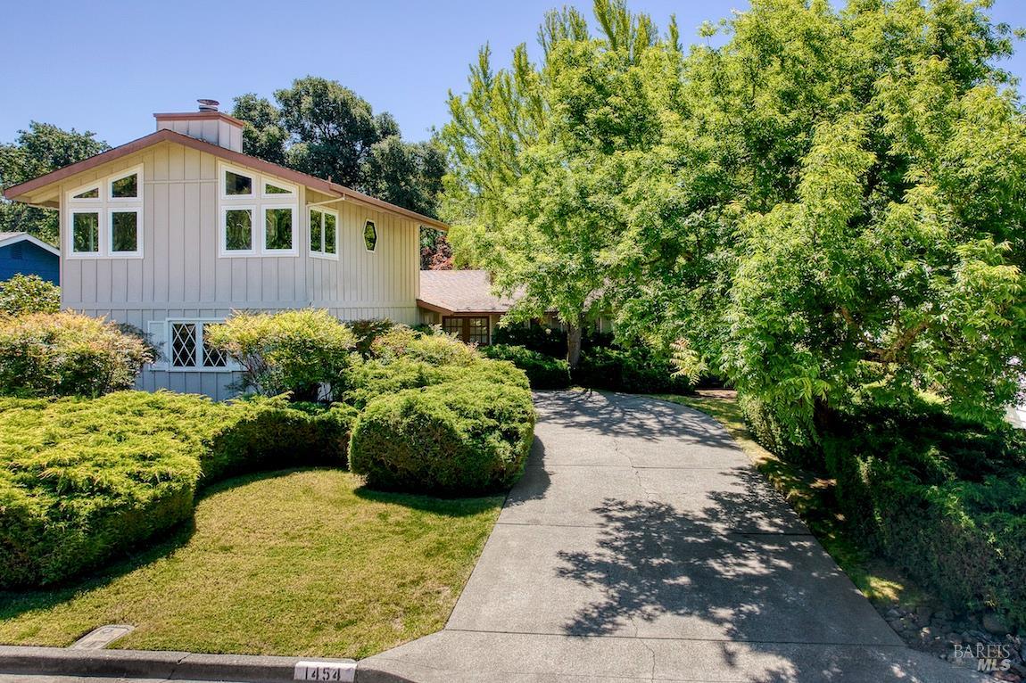1454 Escalero Road Santa Rosa, CA 95409 - Photo 2 of 39