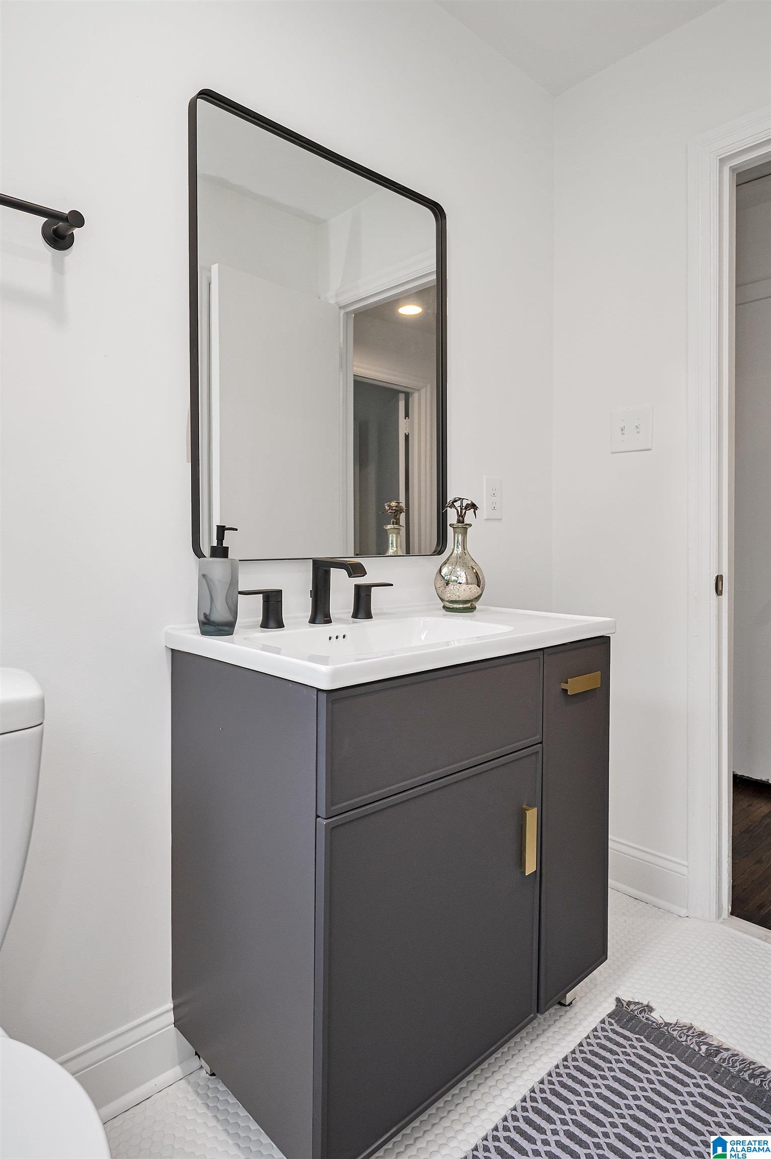 1300 Cresthill Road Birmingham, AL 35213 - Photo 30 of 35
