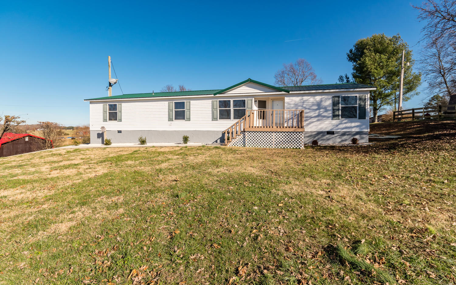 17225 Rausin Road Philadelphia, TN 37846 - Photo 1 of 34 Front