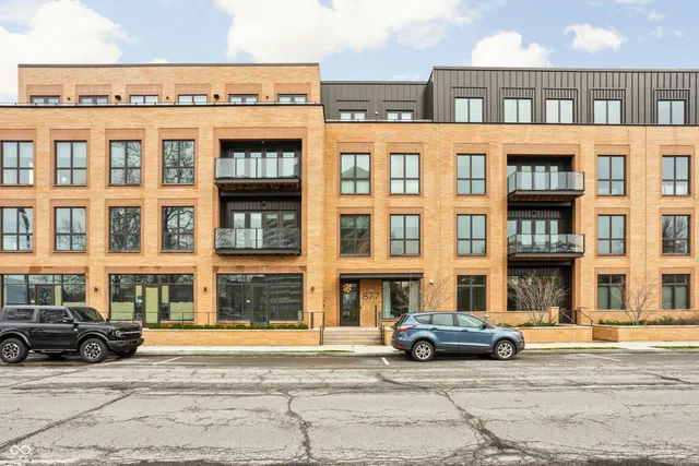 $2,600 | 877 North East Street, Unit 201A, Indianapolis, IN 46202