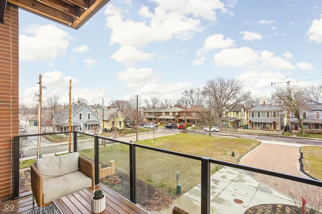 $2,600 | 877 North East Street, Unit 201A, Indianapolis, IN 46202