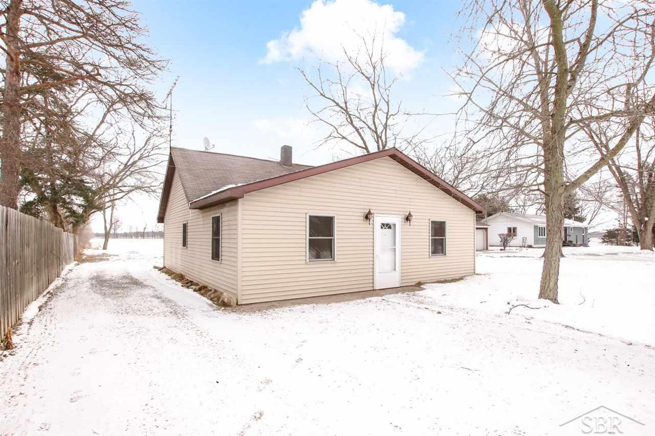 1555 South Hemlock Road Hemlock, MI 48626 - Photo 1 of 41 1555 S Hemlock Rd
