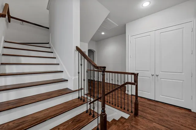 a view of entryway with wooden floor