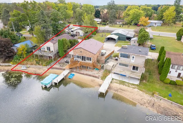 $124,900 | 435 South Rock Lake Drive, Vestaburg, MI 48891