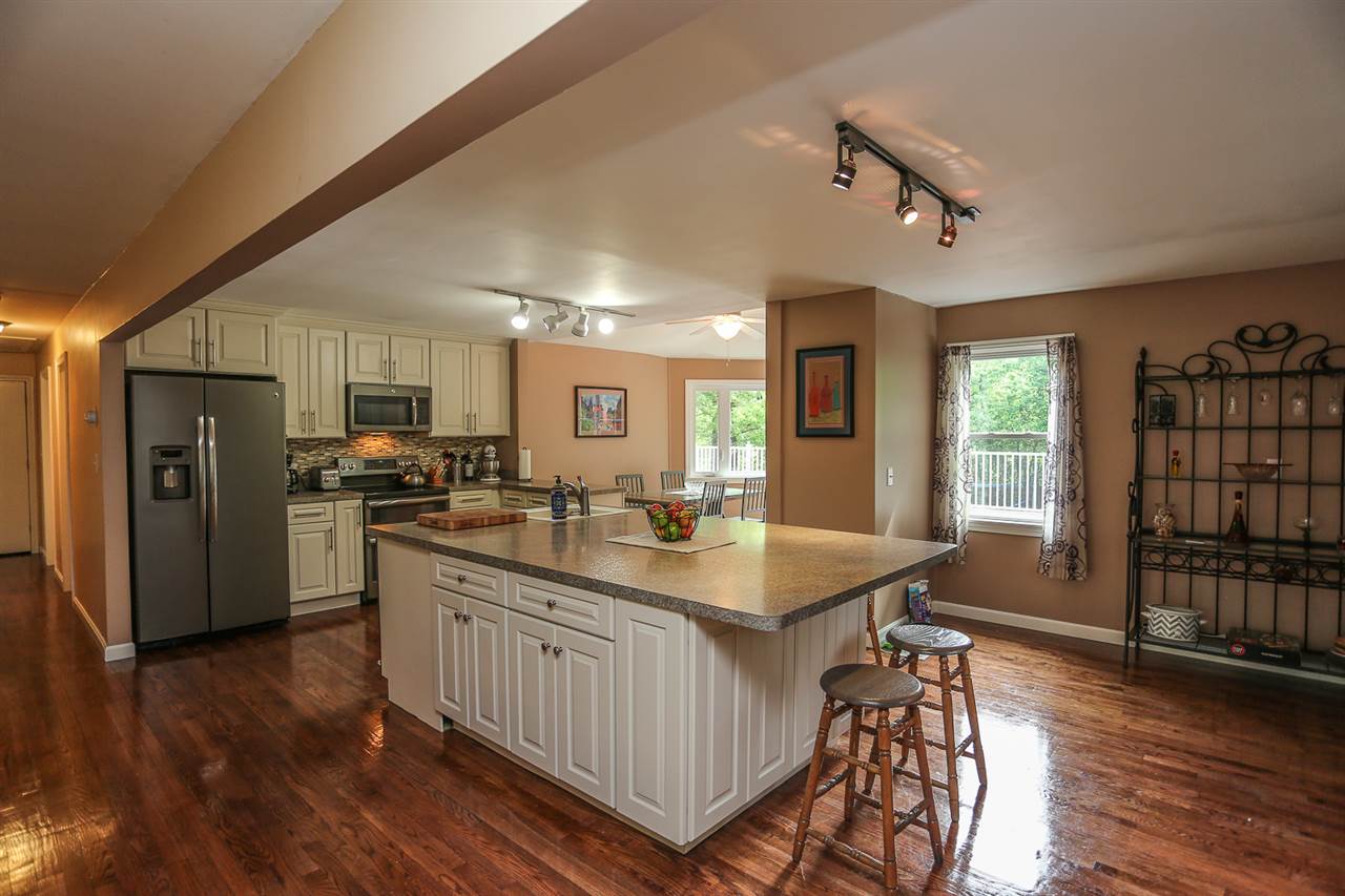 59 Vassar Street Manchester, NH 03104 - Photo 2 of 30 Gallery Image 2