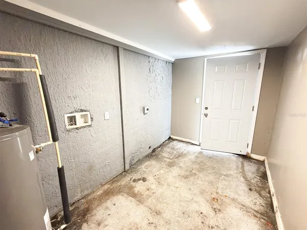 $1,699 | 2882 Sanford Avenue, Sanford, FL 32773