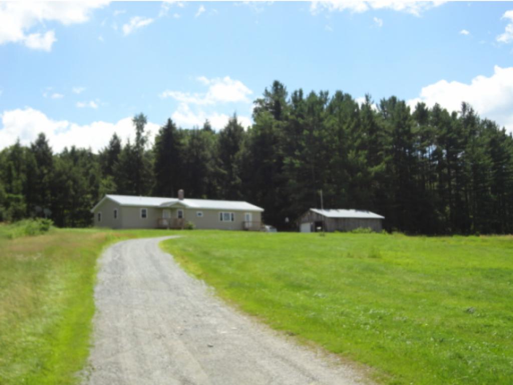 328 Howard Road Enosburg Falls, VT 05450 - Photo 4 of 36 Gallery Image 4