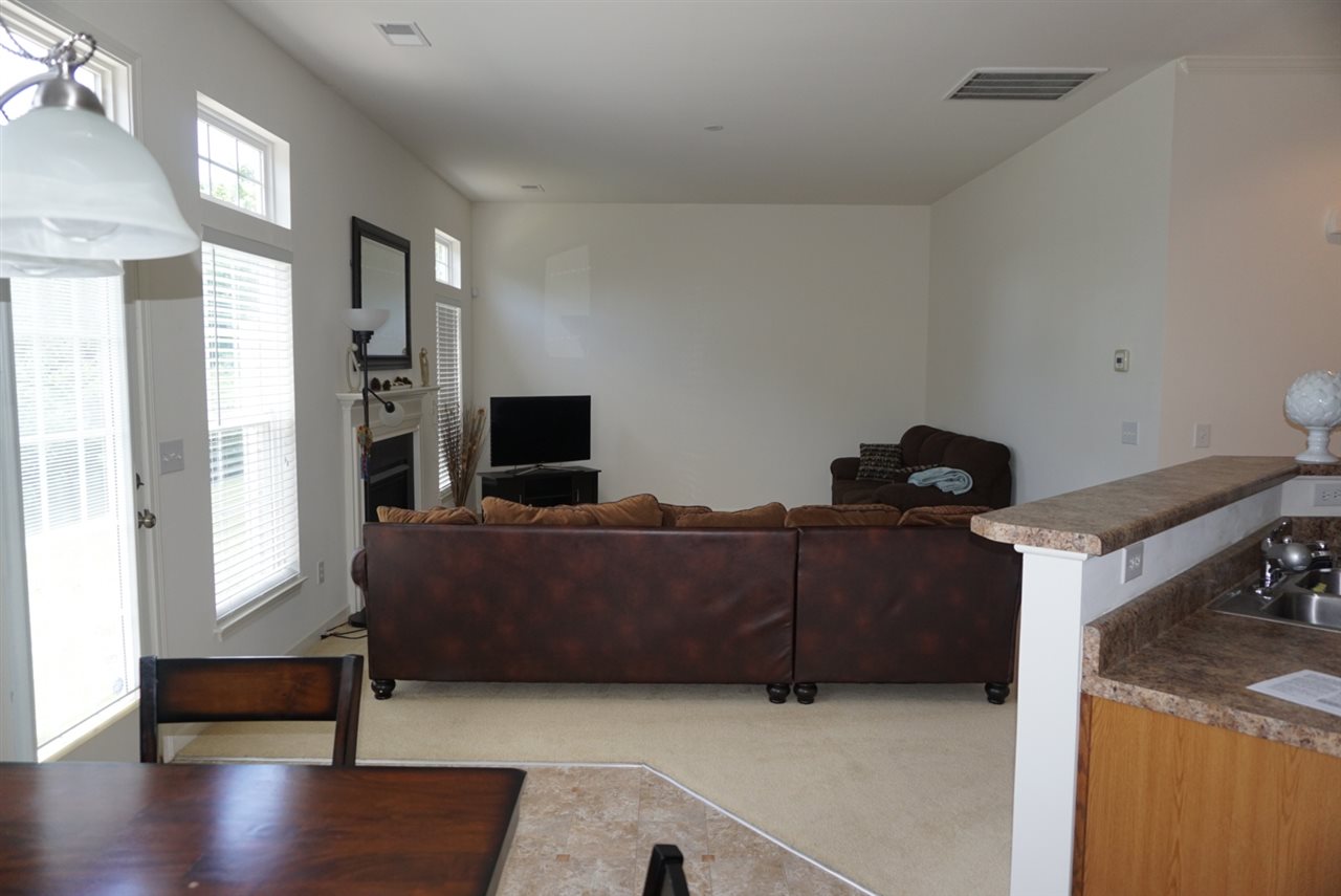 143 Castleton Circle Boiling Springs, SC 29316 - Photo 6 of 19