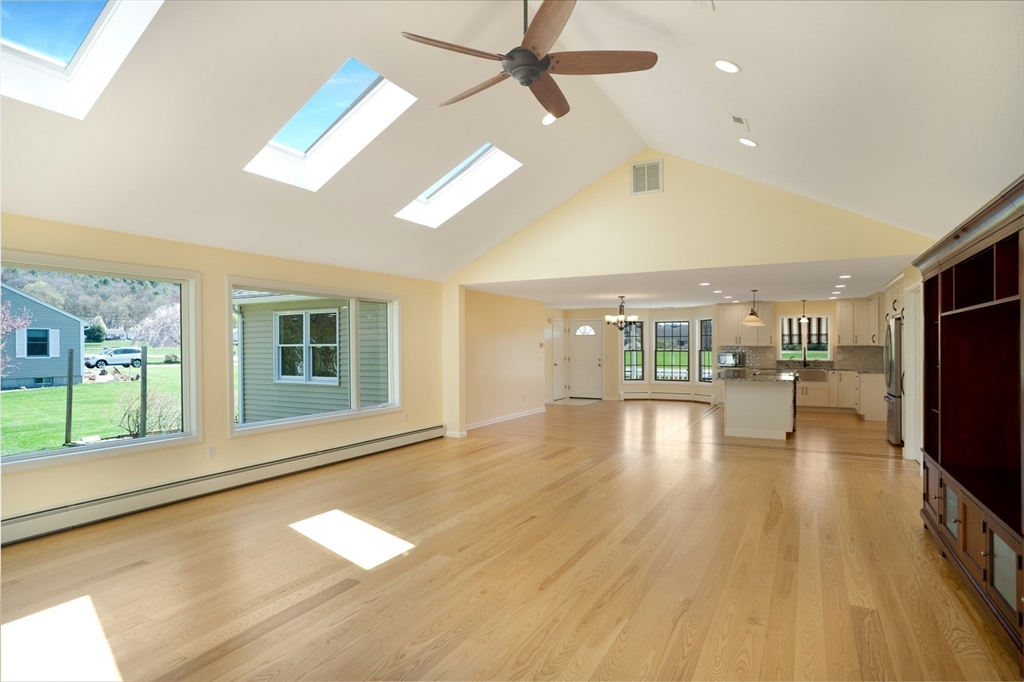 17 Fort Hill Road Easthampton, MA 01027 - Photo 11 of 42 Gallery Image 11