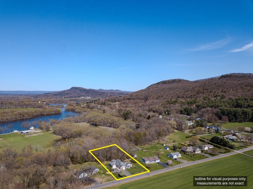 17 Fort Hill Road Easthampton, MA 01027 - Photo 3 of 42 Gallery Image 3