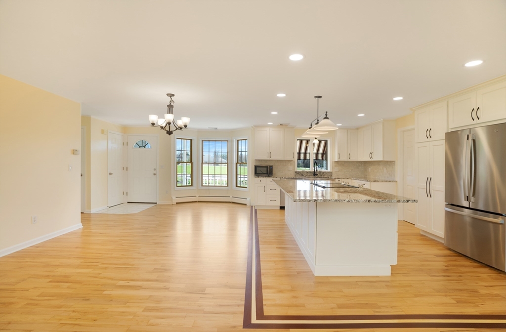 17 Fort Hill Road Easthampton, MA 01027 - Photo 6 of 42 Gallery Image 6