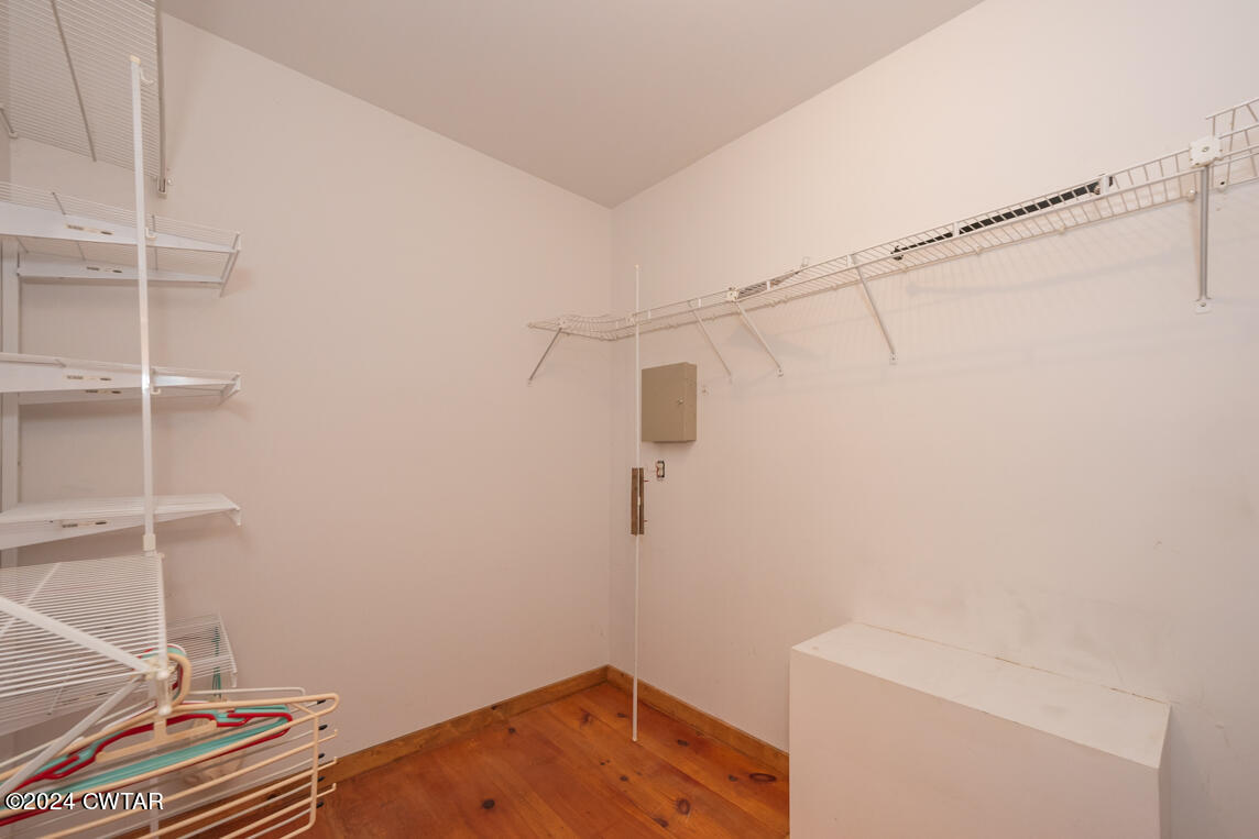 4392 Alberton Road Lexington, TN 38351 - Photo 37 of 75 a bathroom with a sink and a shower