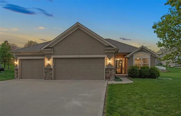 $419,900 | 19804 East 24th Terrace Court South, Independence, MO 64057