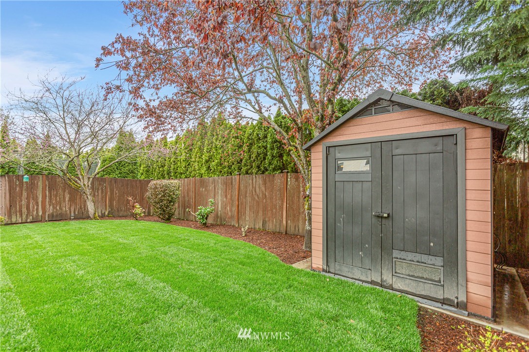 4313 147th Place Southeast Bothell, WA 98012 - Photo 29 of 29 a house view with a garden space