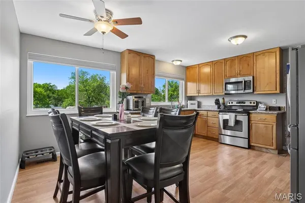 $500,000 | 571 Arblay Place, Manchester, MO 63011