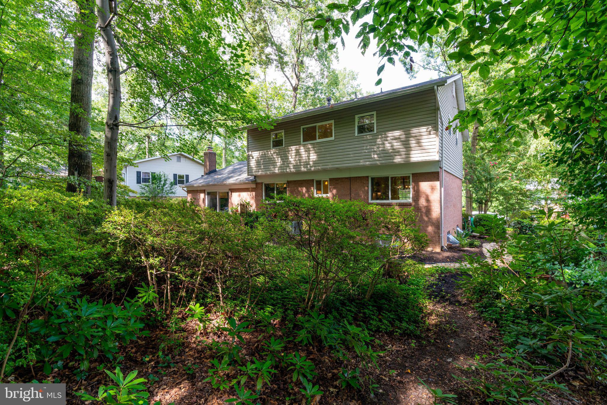8313 Oakford Drive Springfield, VA 22152 - Photo 39 of 45 Exterior - Backyard
