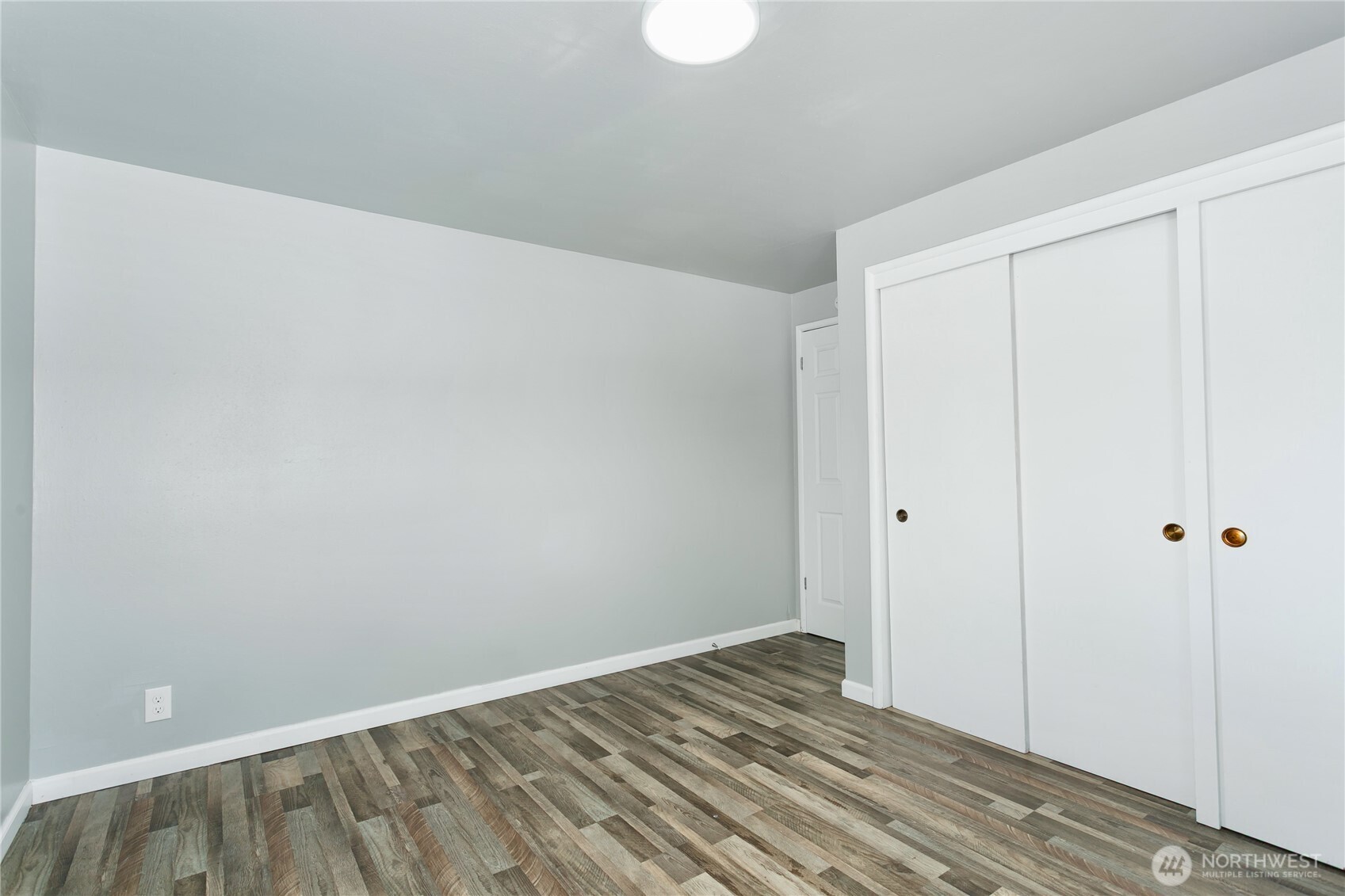 31327 12th Place South Federal Way, WA 98003 - Photo 22 of 40 a view of room