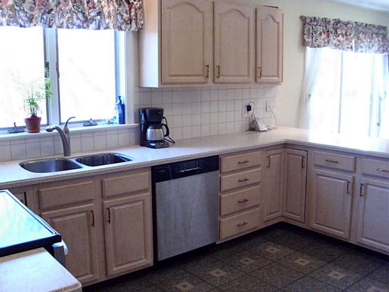 2 Trolley Lane Westerly, RI 02891 - Photo 7 of 25 Kitchen.