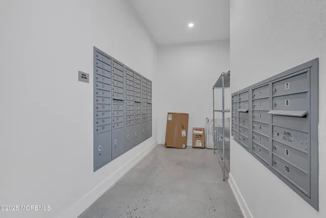 $2,000 | 19 Carr Avenue, Unit 210, Keansburg, NJ 07734