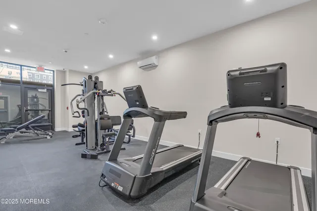 $2,000 | 19 Carr Avenue, Unit 210, Keansburg, NJ 07734