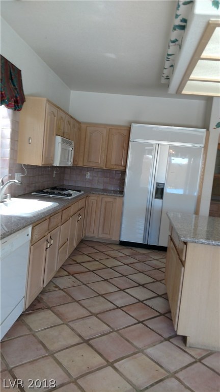 290 Francisco Street Henderson, NV 89014 - Photo 8 of 44