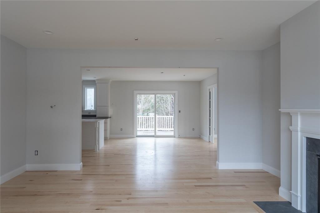 44 South Ridge Road Falmouth, ME 04105 - Photo 5 of 28 View into dining area