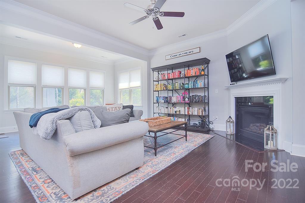 9739 Wheatfield Road Charlotte, NC 28277 - Photo 9 of 37 Gallery Image 9