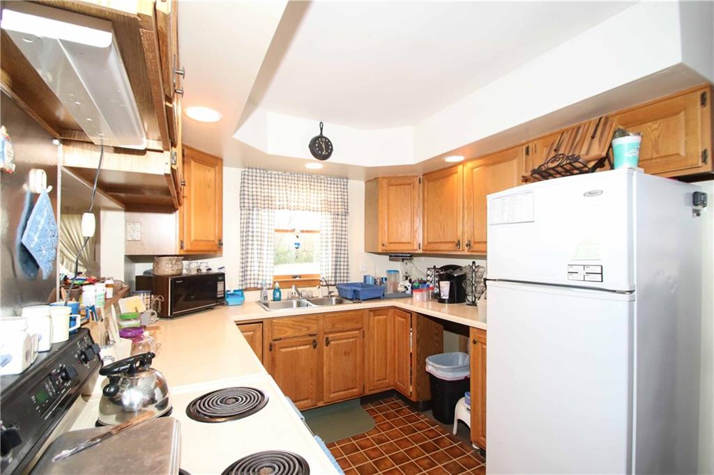 7924 Laverne Road Indianapolis, IN 46217 - Photo 5 of 22 Gallery Image 5