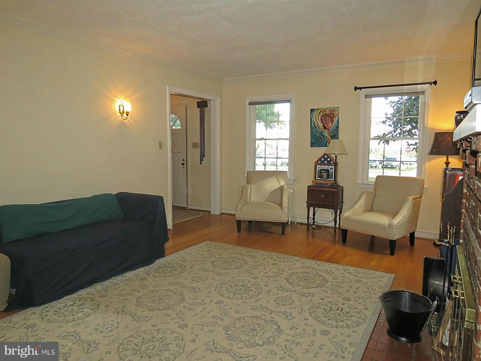 502 North Main Street Mount Airy, MD 21771 - Photo 7 of 27 a living room with furniture and a window