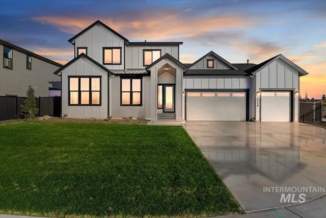 $949,900 | 7714 West Flathead Lake Street, Eagle, ID 83616