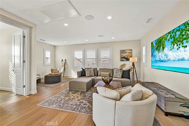 $2,389,000 | 98 Pinnacle Drive, Lake Forest, CA 92630