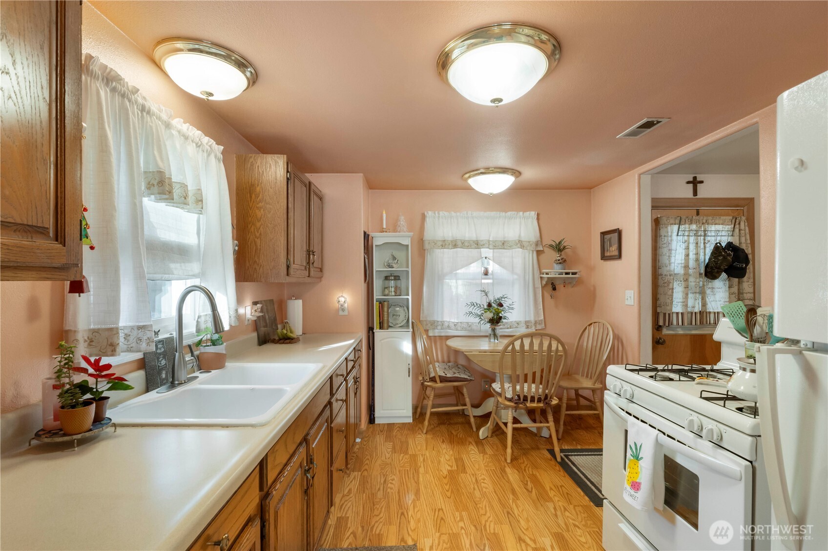 1107 Adele Street Sumner, WA 98390 - Photo 11 of 24