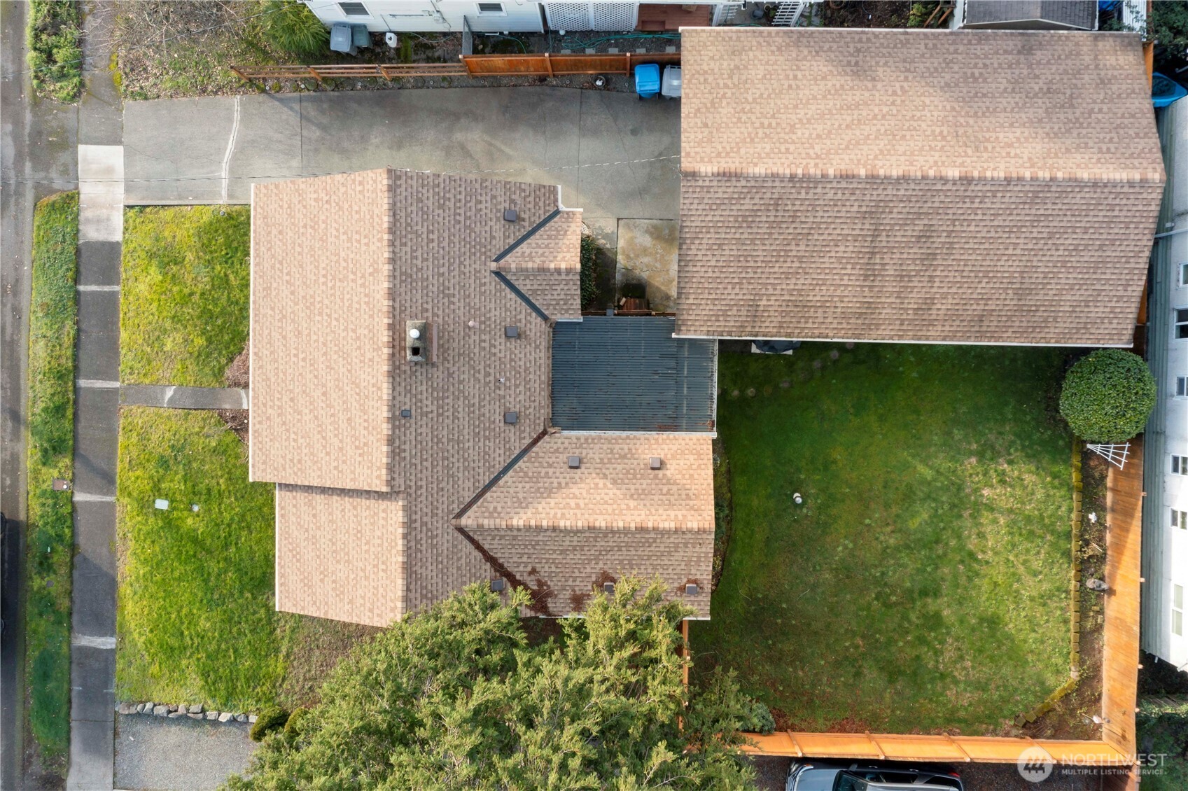 1107 Adele Street Sumner, WA 98390 - Photo 3 of 24