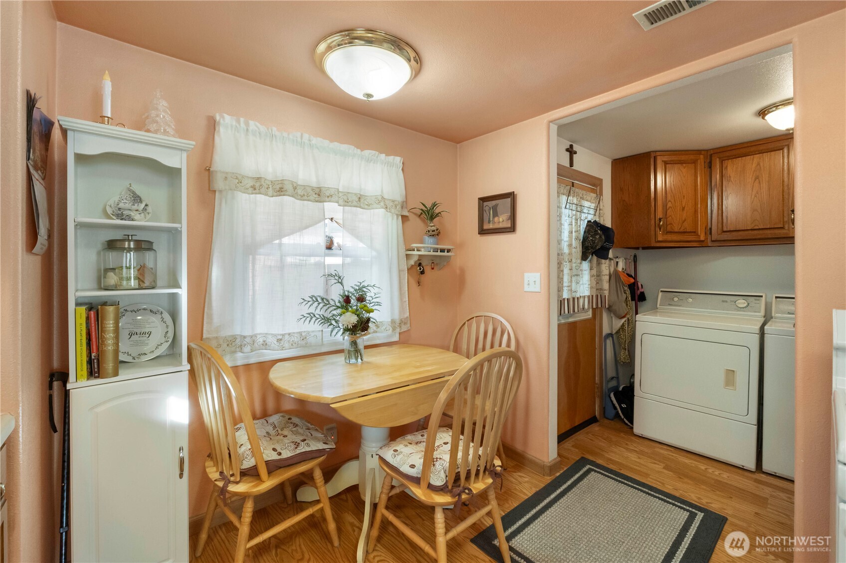 1107 Adele Street Sumner, WA 98390 - Photo 9 of 24