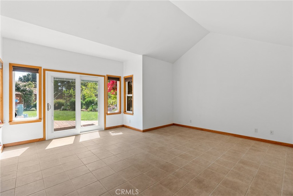 832 Onstott Road Lompoc, CA 93436 - Photo 16 of 46 Primary Suite #2