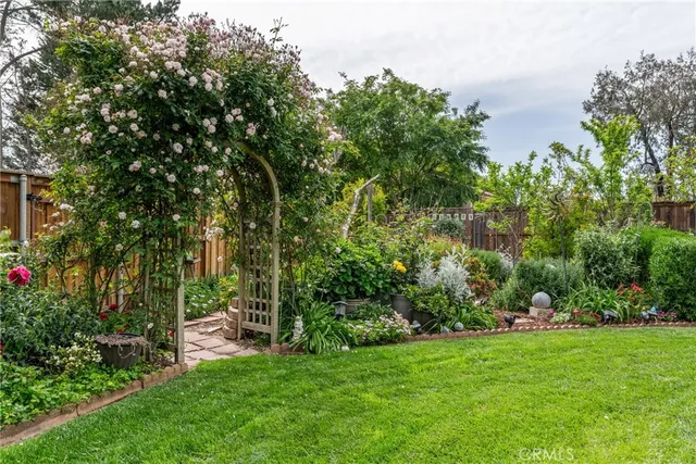 $999,500 | 832 Onstott Road, Lompoc, CA 93436