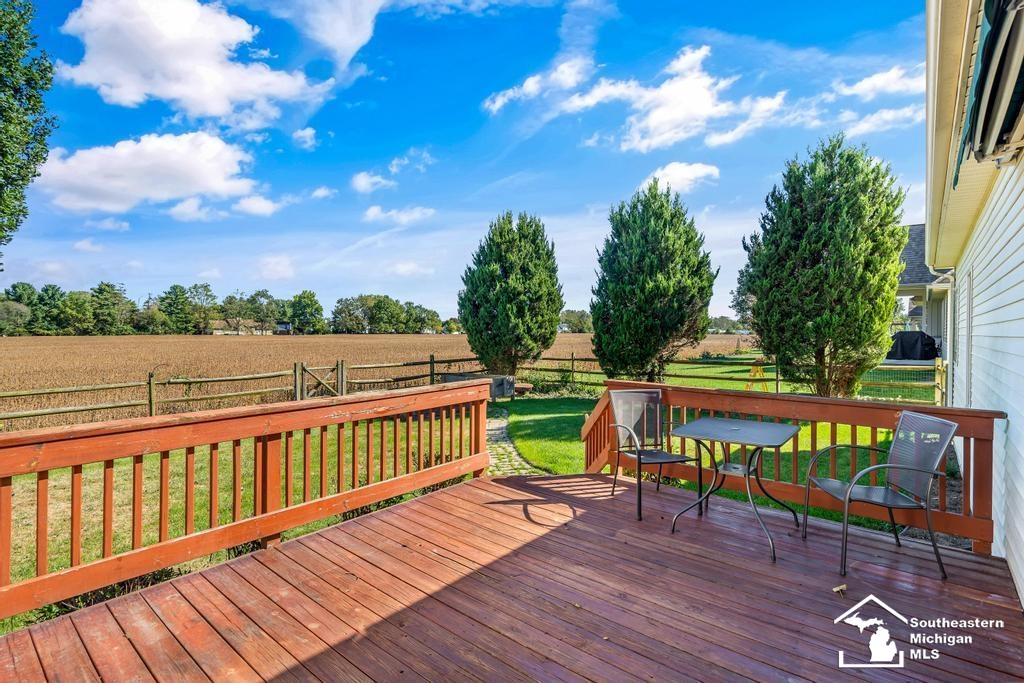 3133 Chanson Valley Road Lambertville, MI 48144 - Photo 36 of 41