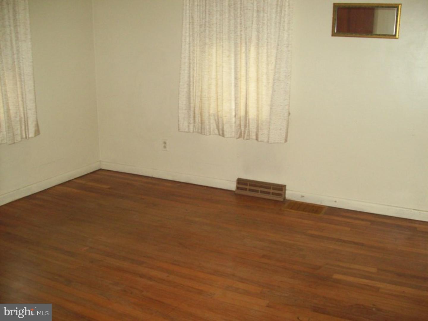 1618 Meade Street Reading, PA 19607 - Photo 8 of 13 Gallery Image 8