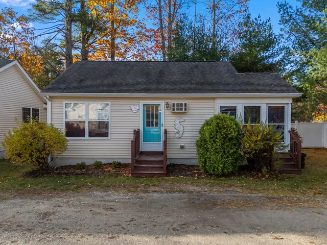 $274,900 | 412 Post Road, Unit 304, Wells, ME 04090