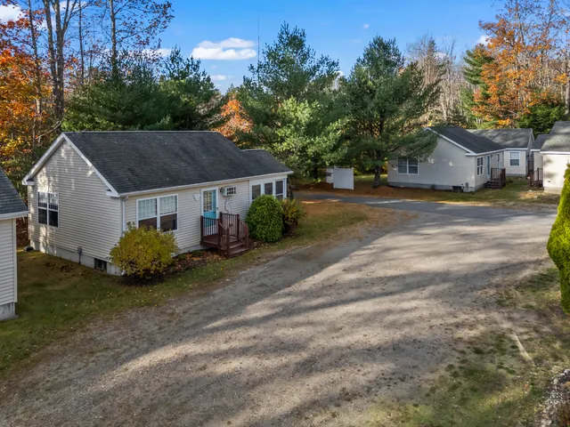 $274,900 | 412 Post Road, Unit 304, Wells, ME 04090