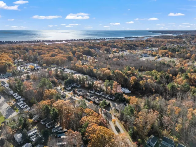 $274,900 | 412 Post Road, Unit 304, Wells, ME 04090