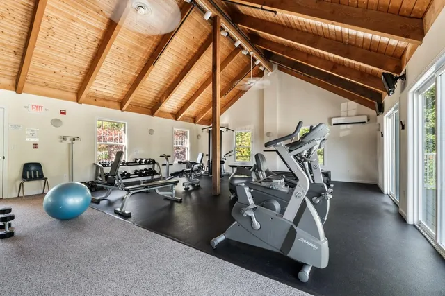 $274,900 | 412 Post Road, Unit 304, Wells, ME 04090