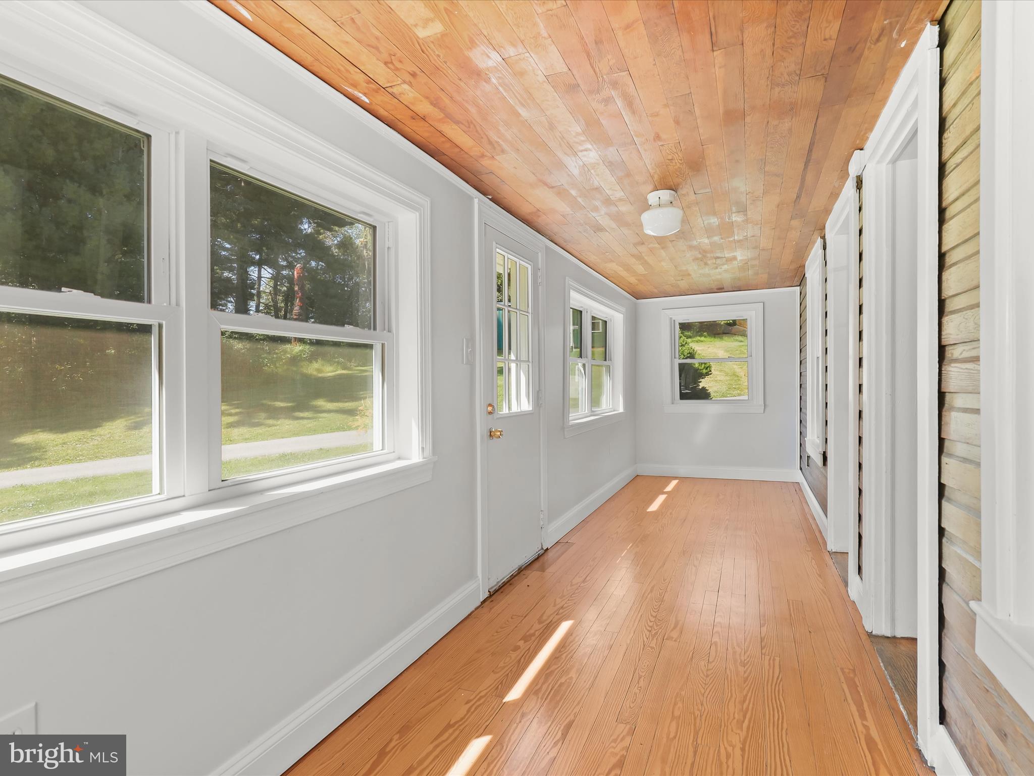 6270 Davis Road Woodbine, MD 21797 - Photo 4 of 88 Enclosed Front Porch