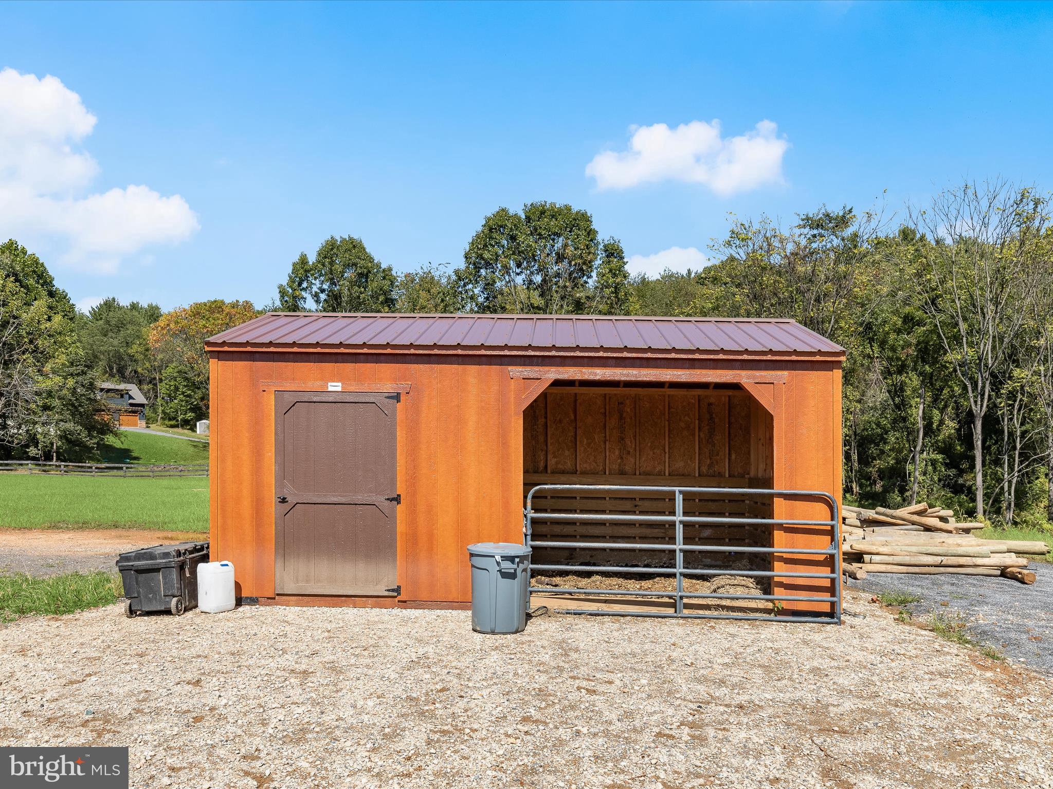 6270 Davis Road Woodbine, MD 21797 - Photo 67 of 88 Run-in Shed with Tack Room