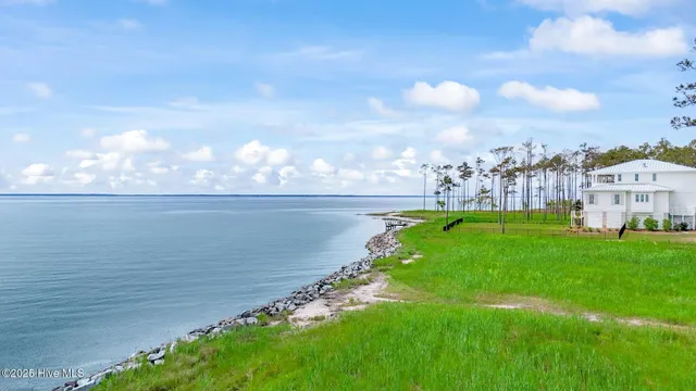 $400,000 | 770 Preservation Road, Oriental, NC 28571