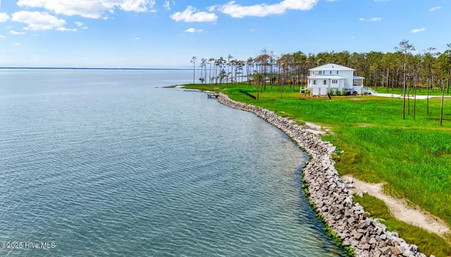 $400,000 | 770 Preservation Road, Oriental, NC 28571